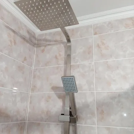 U Vani فولوفيتس